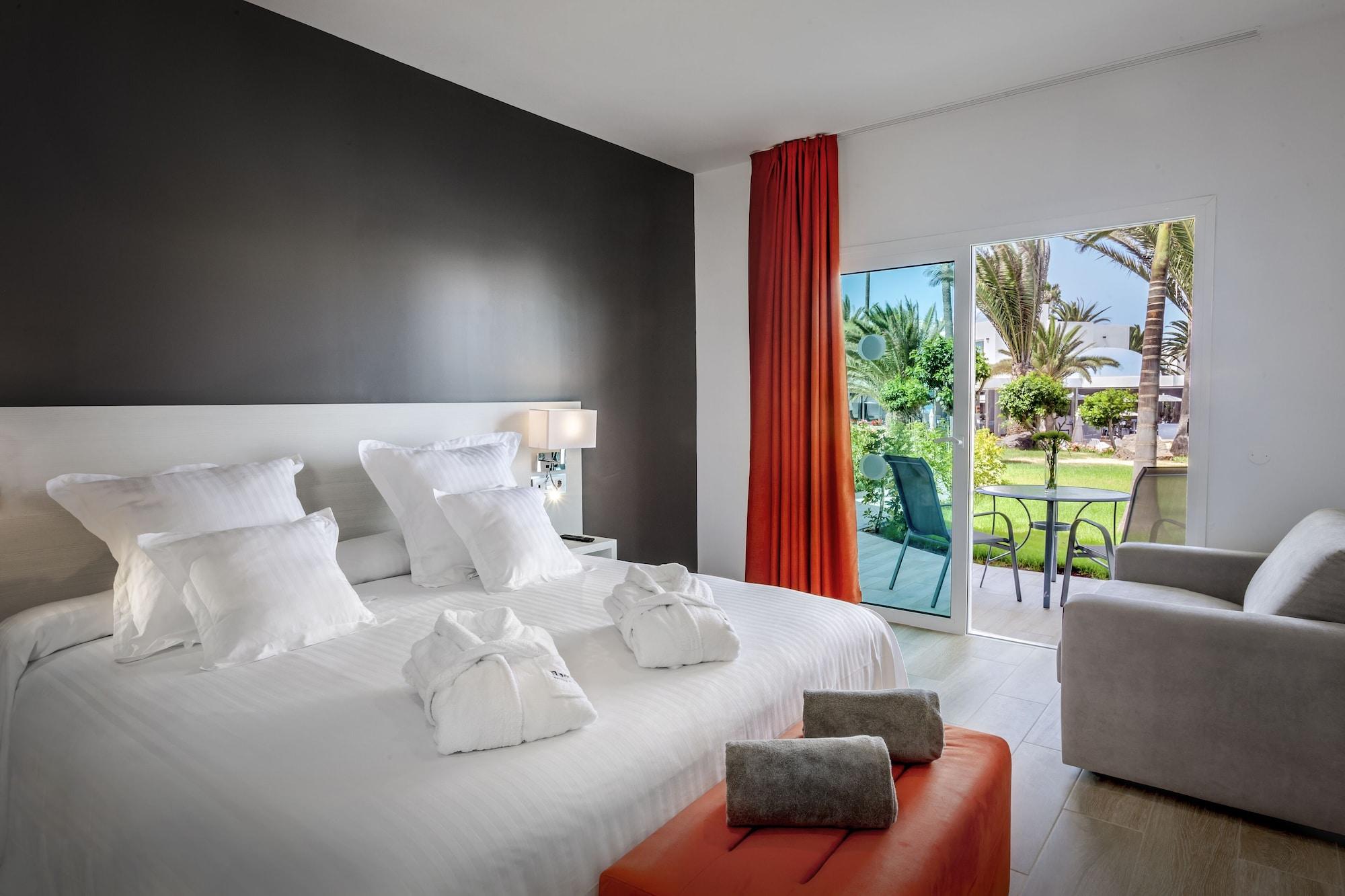 Barcelo Corralejo Sands Bagian luar foto